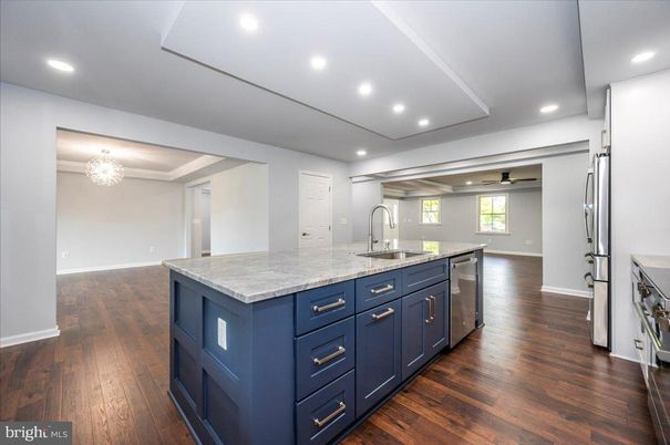 Chandelier, Interior, Kitchen, Recessed Lighting, Stainless Steel Appliances, Wood Texture Flooring