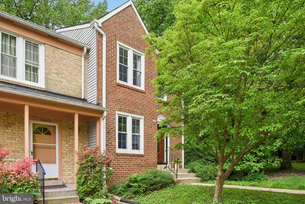 Exterior, Facade, Brick Facade, Brick Traditional