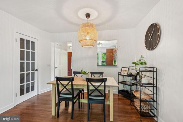 Chandelier, Dining room, Interior, Wood Texture Flooring