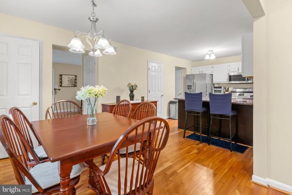 Dining room, Interior, Kitchen, Pendant Lights, Stainless Steel Appliances, Wood Texture Flooring