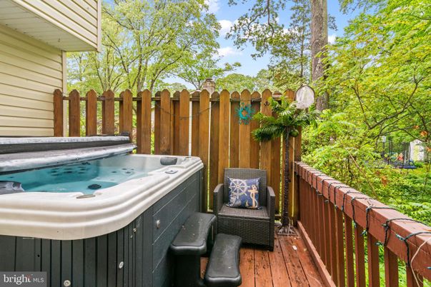 Exterior, Hot Tub