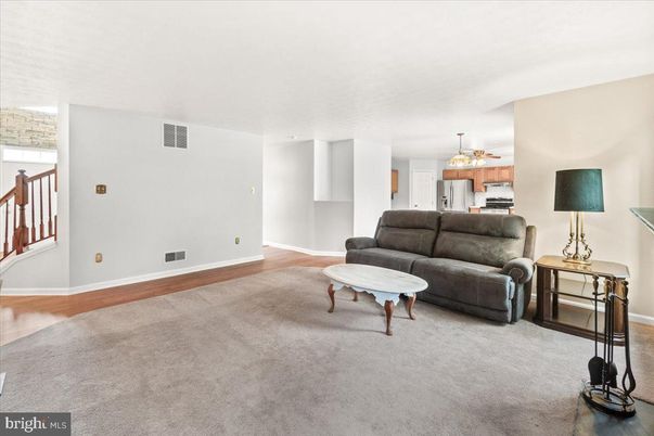Chandelier, Interior, Kitchen, Living room, Stainless Steel Appliances, Wood Texture Flooring