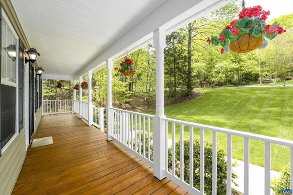 Exterior, Wood Texture Flooring