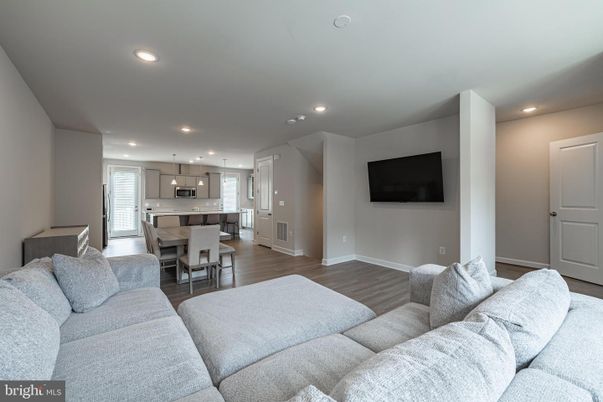 Dining room, Interior, Kitchen, Living room, Pendant Lights, Recessed Lighting, Stainless Steel Appliances, Wood Texture Flooring