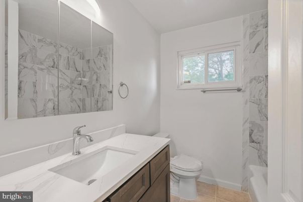 Bathroom, Interior, Marble Walls