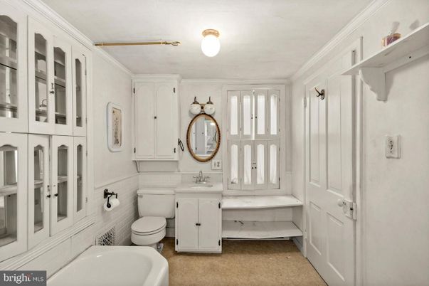 Bathroom, Interior