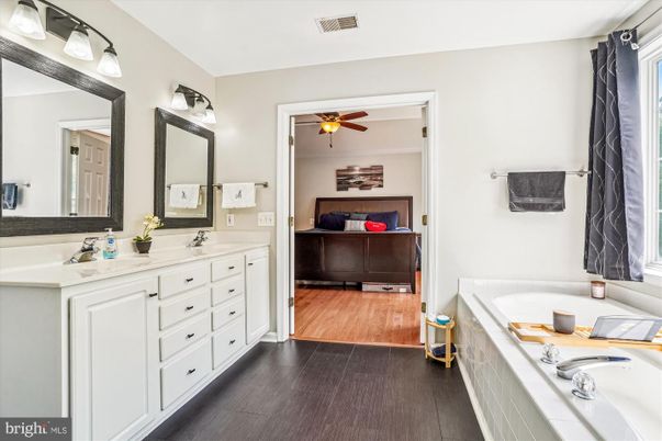 Bathroom, Dual Sink Vanities, Interior, Wood Texture Flooring
