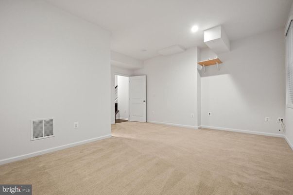 Empty room, Interior, Recessed Lighting