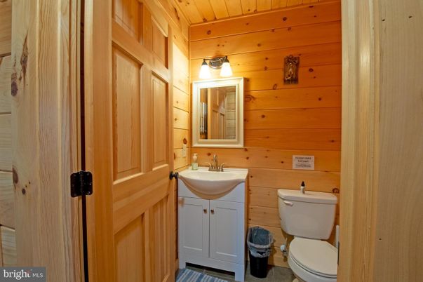 Bathroom, Interior, Wooden Ceilings, Wooden Walls