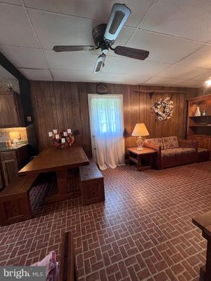 Interior, Wooden Walls