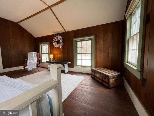 Bedroom, Interior, Wood Texture Flooring, Wooden Walls