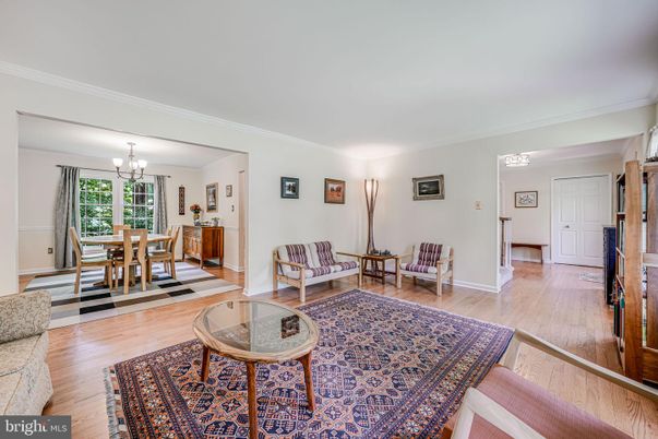 Chandelier, Dining room, Interior, Living room, Wood Texture Flooring