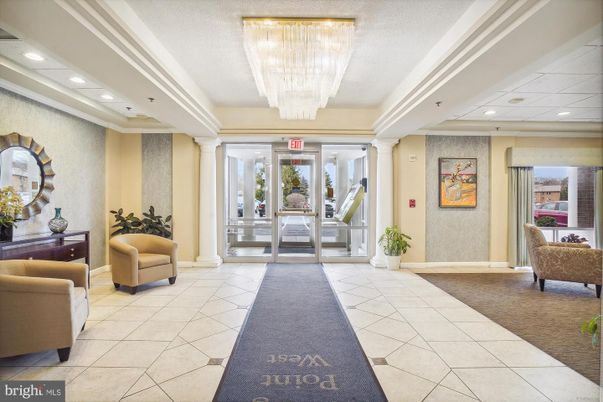 Chandelier, Interior, Recessed Lighting