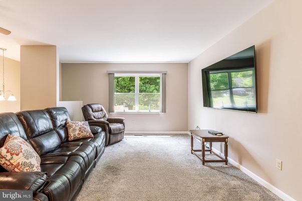 Interior, Living room, Pendant Lights