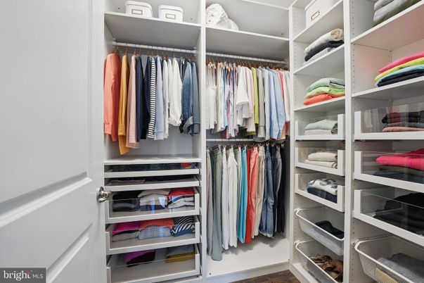 Interior, Walk-in Closets