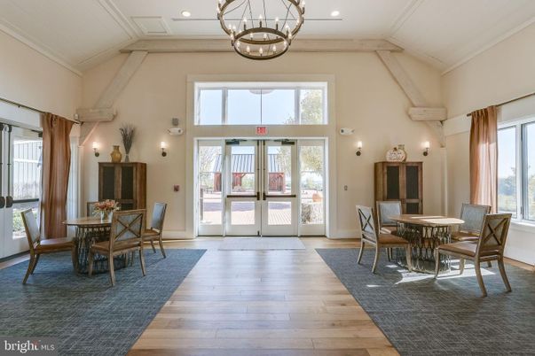 Chandelier, Dining room, Interior, Recessed Lighting, Wood Texture Flooring
