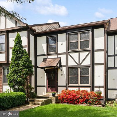 Exterior, Facade, Tudor Revival