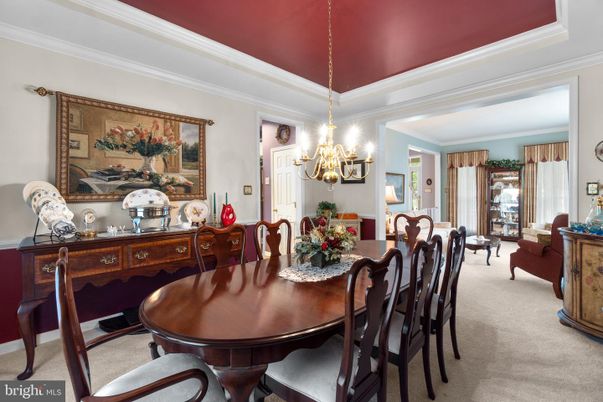 Chandelier, Dining room, Interior