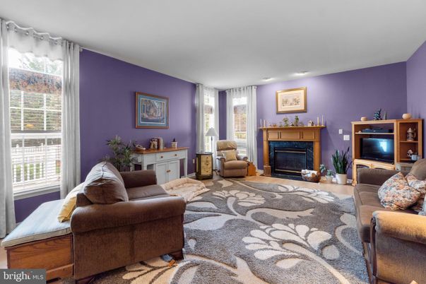 Fireplace, Interior, Living room, Recessed Lighting
