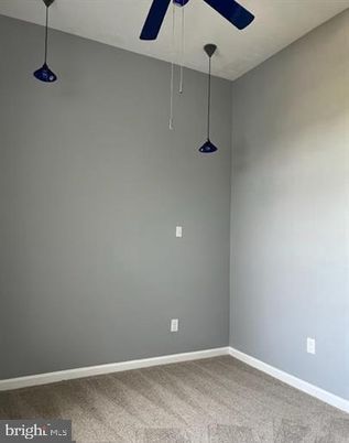Empty room, Interior, Pendant Lights