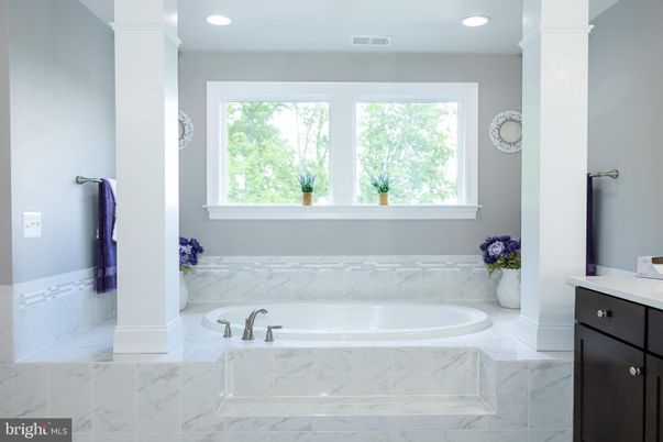 Bathroom, Interior, Marble, Recessed Lighting
