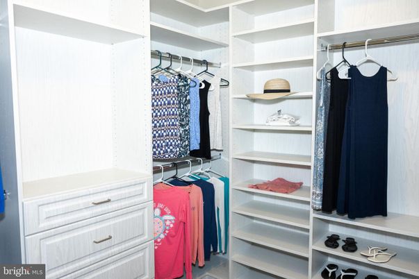 Interior, Walk-in Closets