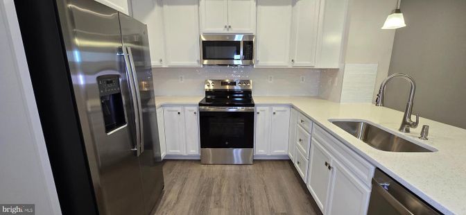 Interior, Kitchen, Pendant Lights, Stainless Steel Appliances, Wood Texture Flooring