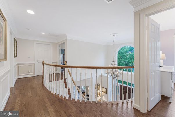 Chandelier, Interior, Recessed Lighting, Wood Texture Flooring