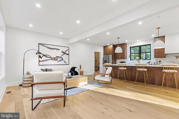 Interior, Kitchen, Living room, Pendant Lights, Recessed Lighting, Wood Texture Flooring