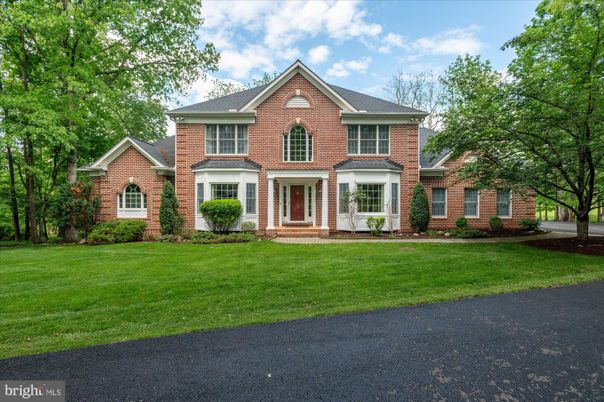 Exterior, Facade, Brick Facade, Brick Traditional