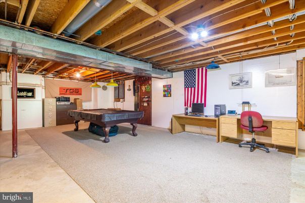 Billiard Table, Game Room, Home Office, Interior, Pendant Lights, Wooden Beams