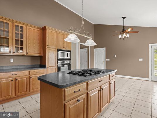 Interior, Kitchen, Pendant Lights, Stainless Steel Appliances