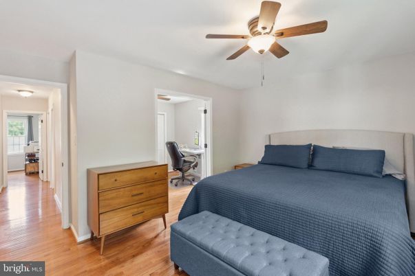 Bedroom, Home Office, Interior, Wood Texture Flooring