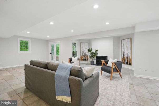 Fireplace, Interior, Living room, Recessed Lighting