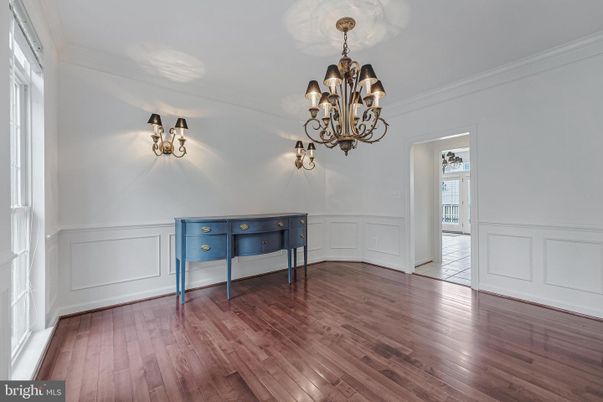 Chandelier, Interior, Wood Texture Flooring