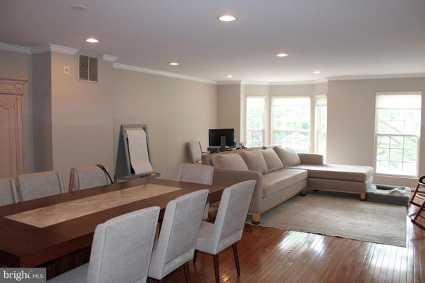 Dining room, Interior, Living room, Recessed Lighting, Wood Texture Flooring