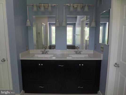 Bathroom, Dual Sink Vanities, Interior, Pendant Lights
