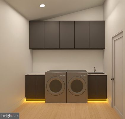 Interior, Recessed Lighting, Washer, Wood Texture Flooring