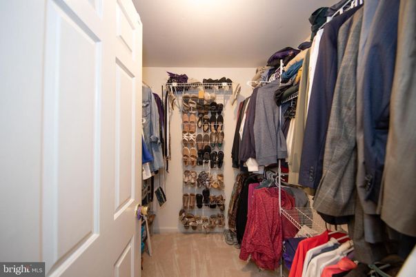 Interior, Walk-in Closets
