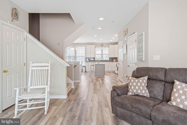 Interior, Kitchen, Living room, Recessed Lighting, Wood Texture Flooring