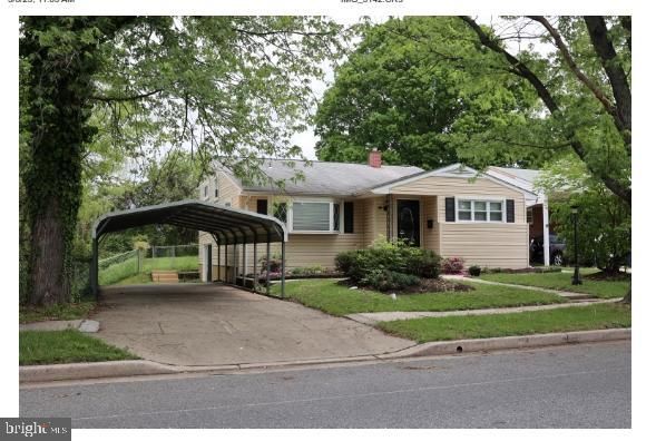 Backyard, Exterior, Facade, Ranch