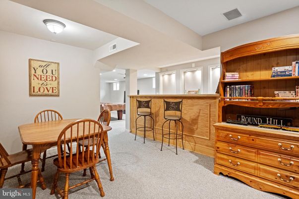 Dining room, Interior, Recessed Lighting