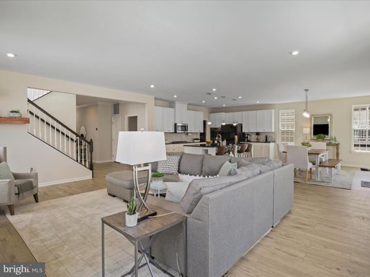 Dining room, Interior, Kitchen, Living room, Pendant Lights, Recessed Lighting, Stainless Steel Appliances, Wood Texture Flooring