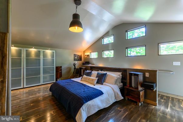 Bedroom, Interior, Pendant Lights, Wood Texture Flooring