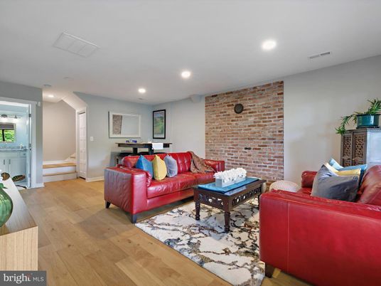 Interior, Living room, Recessed Lighting, Stone Walls, Wood Texture Flooring