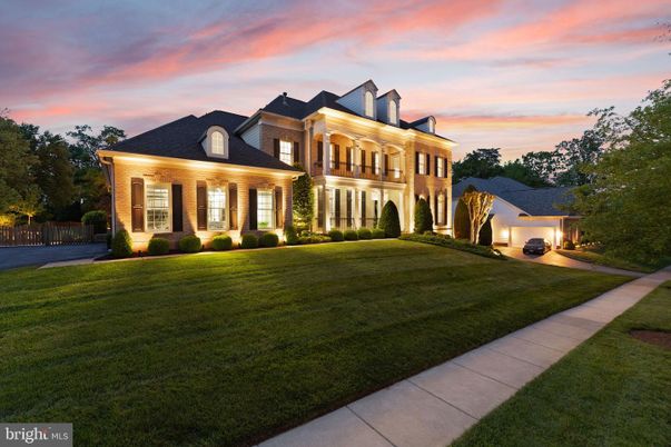 Exterior, Facade, French Provincial