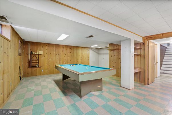 Billiard Table, Game Room, Interior, Recessed Lighting, Wooden Walls