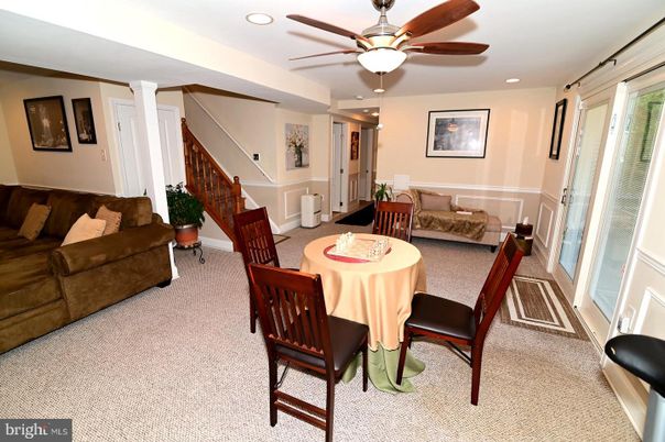 Dining room, Interior, Living room, Recessed Lighting
