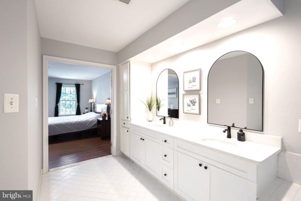 Bathroom, Bedroom, Dual Sink Vanities, Interior, Recessed Lighting, Wood Texture Flooring