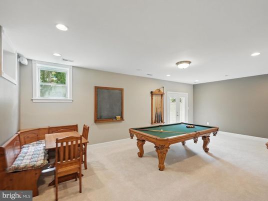 Billiard Table, Game Room, Interior, Recessed Lighting
